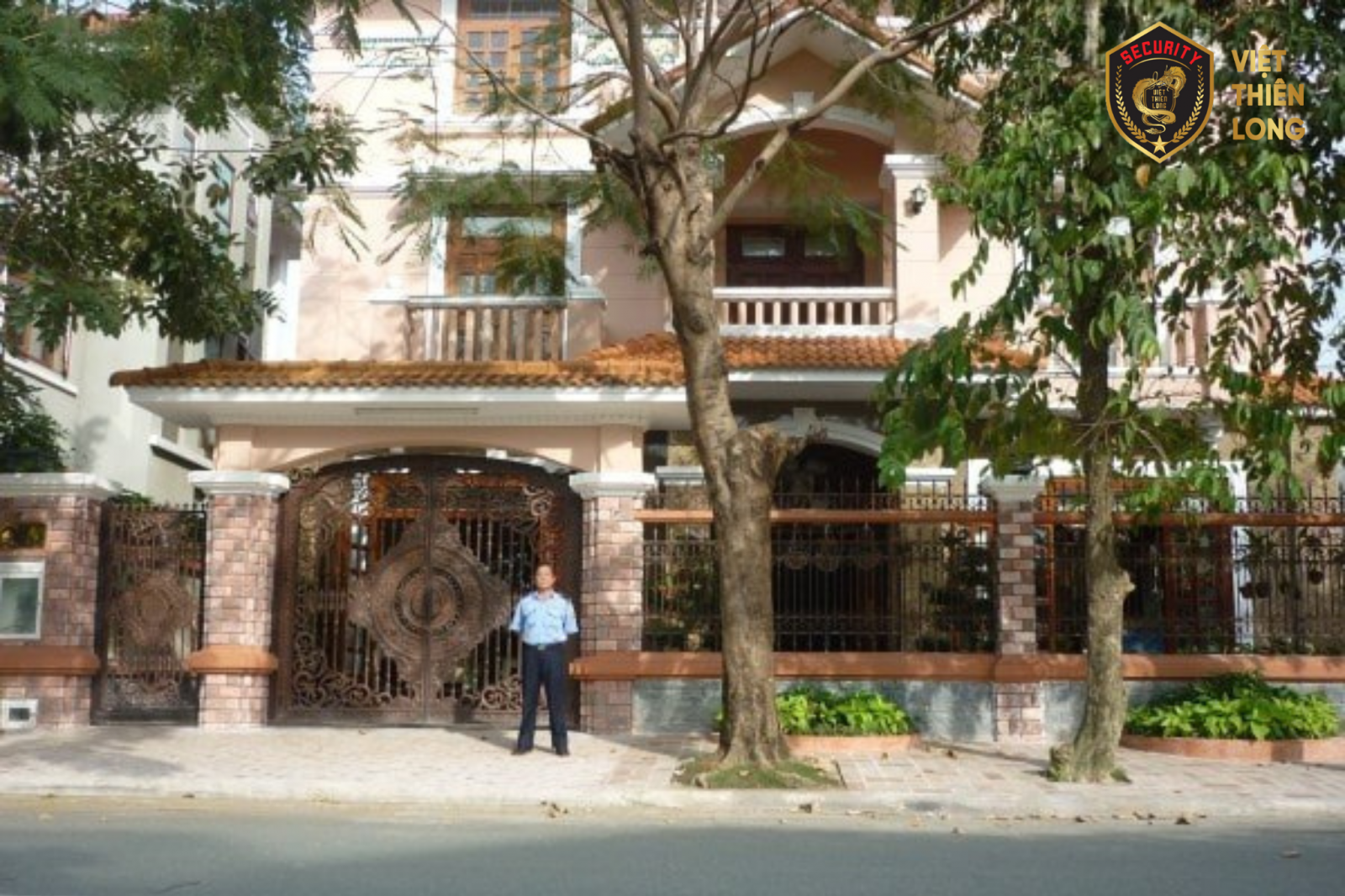 Private House and Villa Security Service