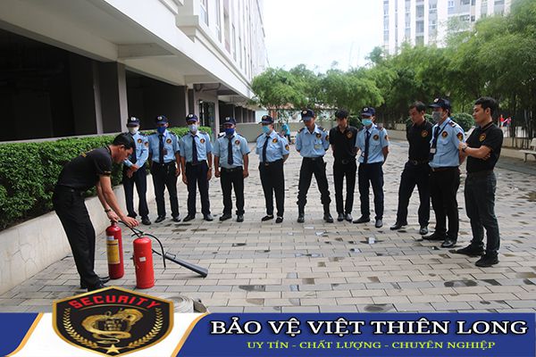 Thuê dịch vụ bảo vệ huyện Tân Hưng đảm bảo an toàn 24/24