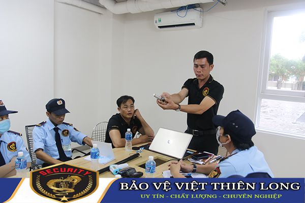 Thuê dịch vụ bảo vệ huyện Tân Trụ bảo đảm chất lượng 24/7